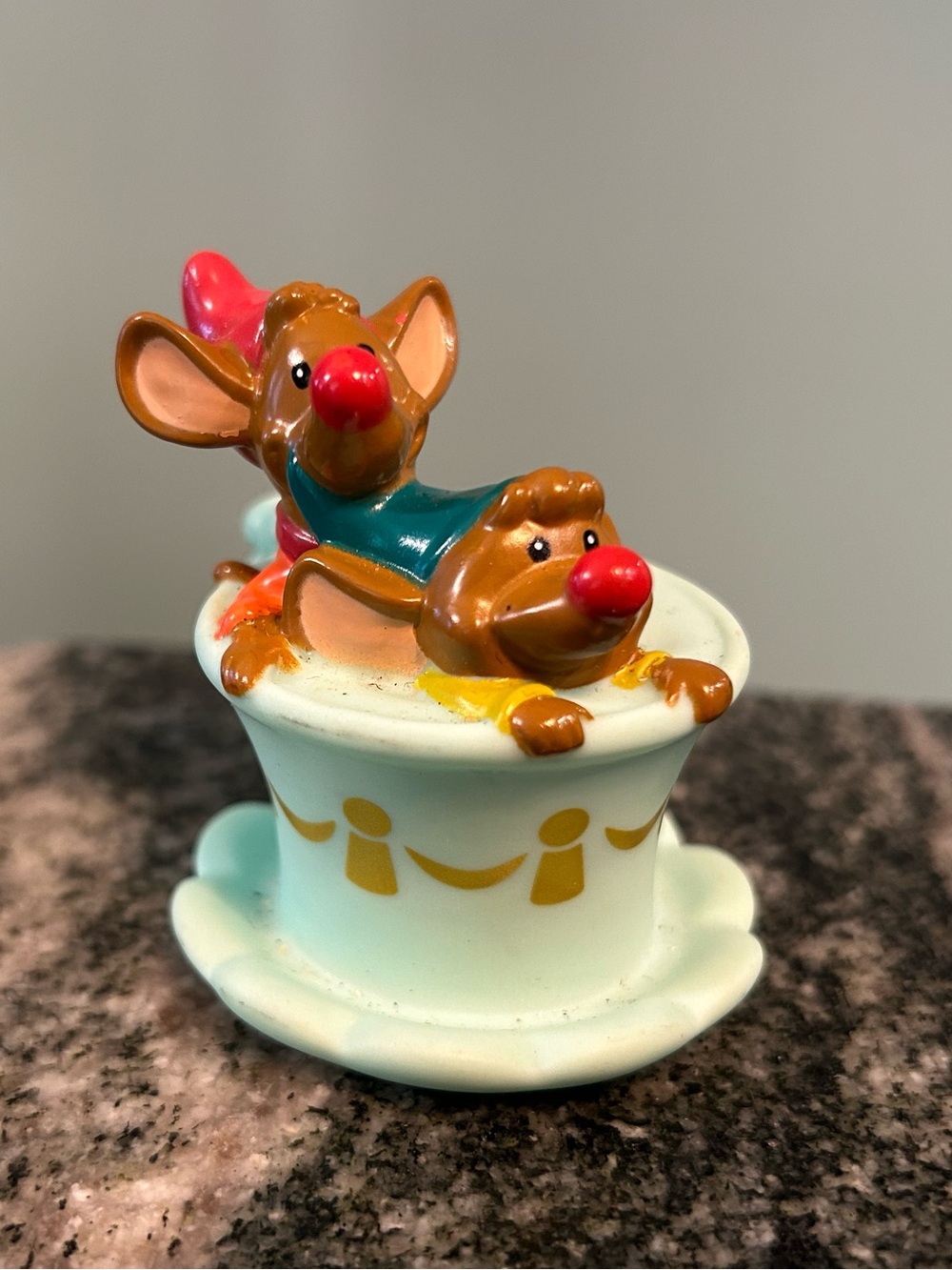 Little People Cinderella Gus & Jaq in Teacup Figure Fisher Price Disney Princess